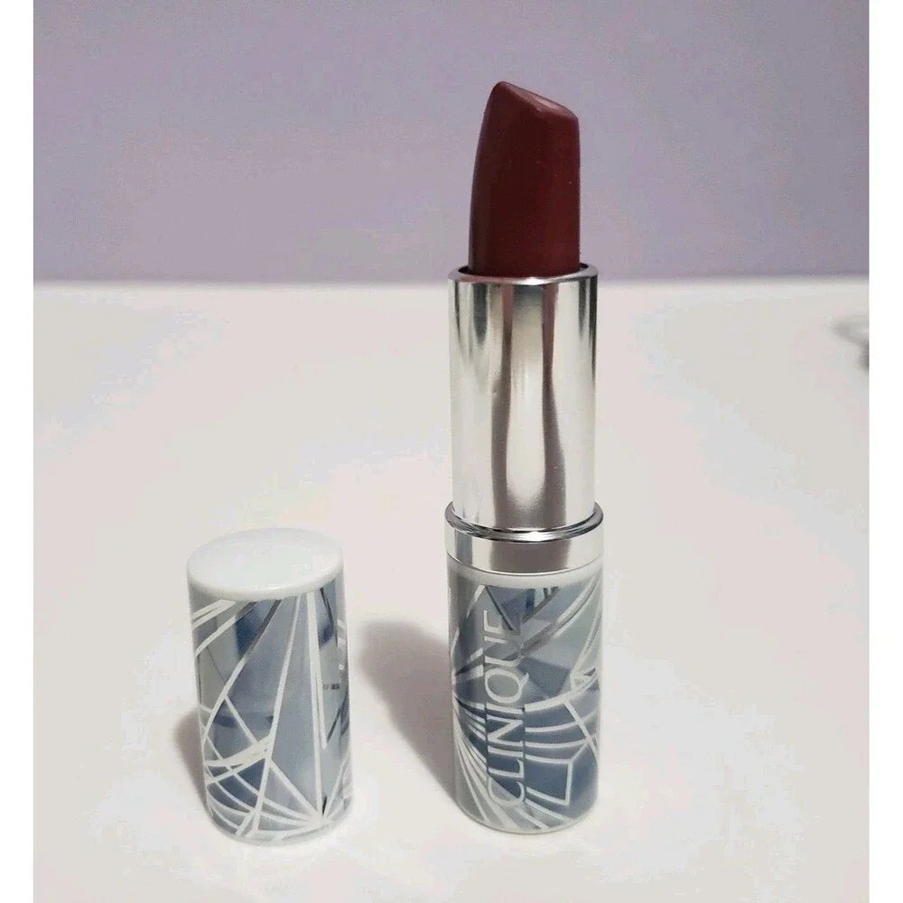 Clinique Lipstick New Different Grape Cosmetic